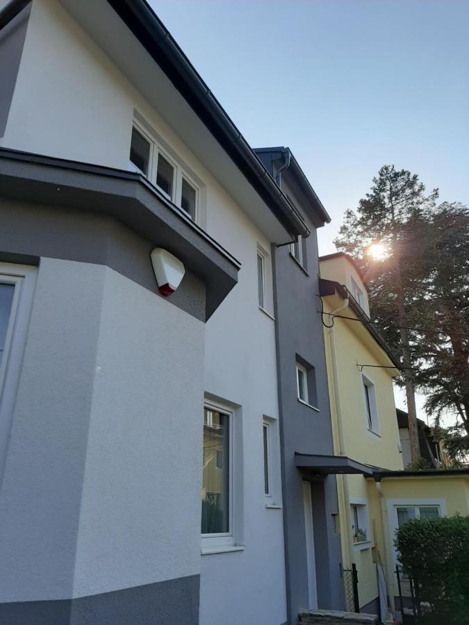 Haus Apricum - Schoen Wohnen & Gratis Parken Vienna Esterno foto